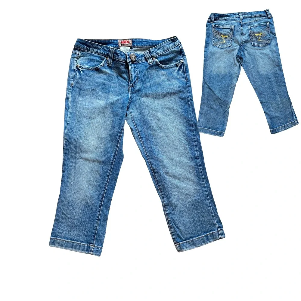 Y2K Low Rise Capri Denim Jeans Women Junior 7  Washed Embroidered Wing Pocket